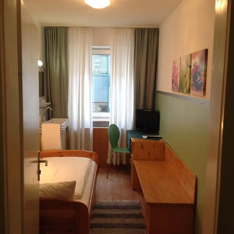 Pension Lindner Munich Guest house